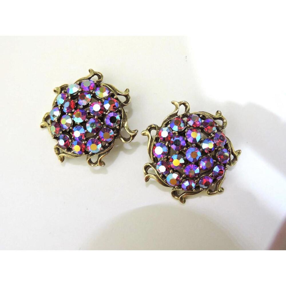 CVB (2048)Vintage Rare CHAREL Gold Tone Red AB Glass Rhinestone Clip On Earrings